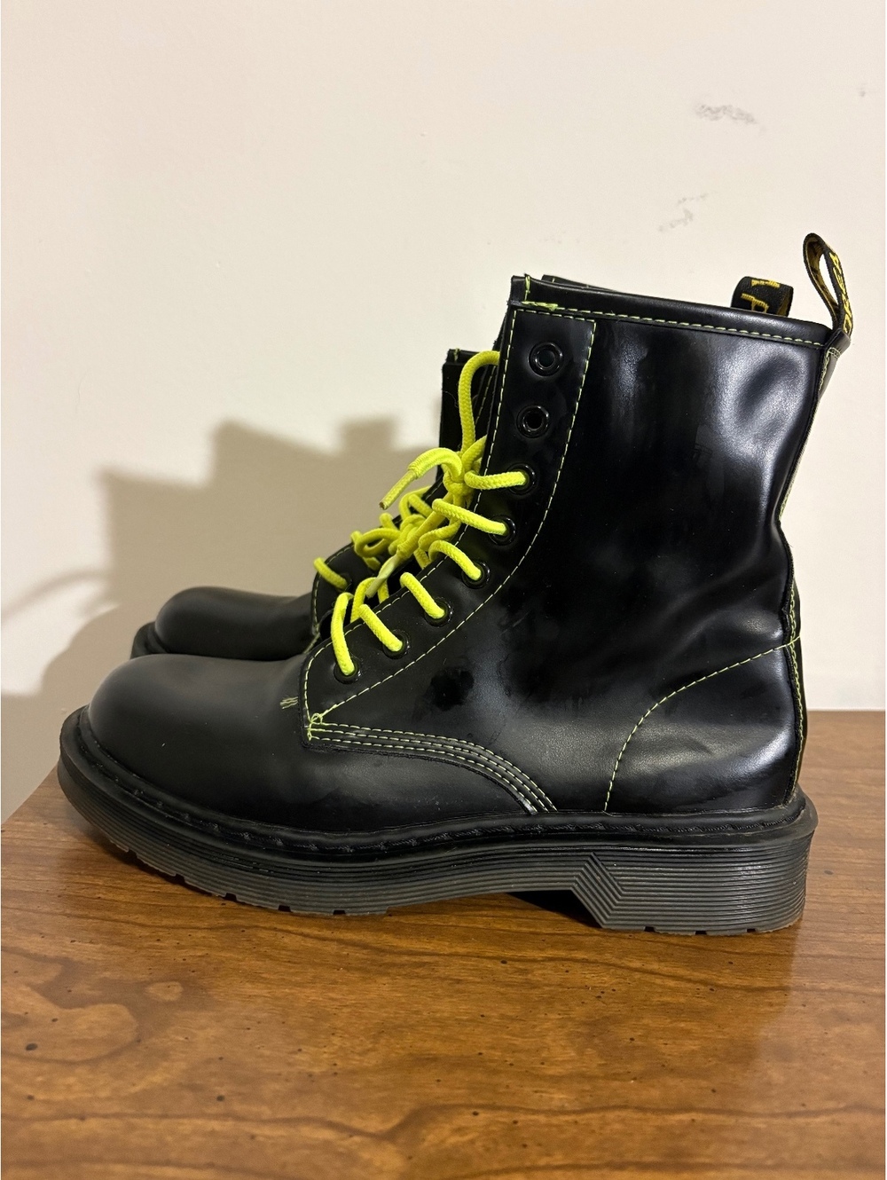 Dream Pairs FIGHT-1A Black Combat Boots Women’s Size 7 Neon Green Lace-Up